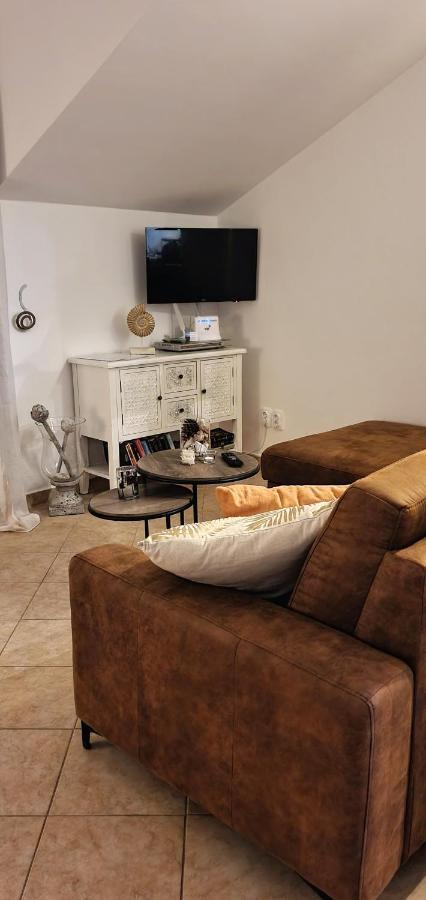 Apartment Kate Slatine Bagian luar foto