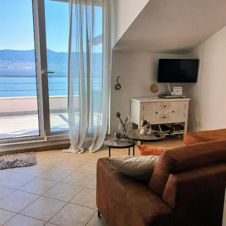 Apartment Kate Slatine Bagian luar foto