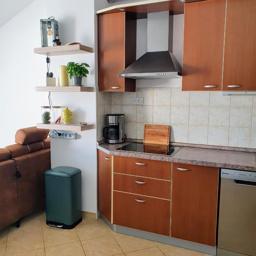 Apartment Kate Slatine Bagian luar foto